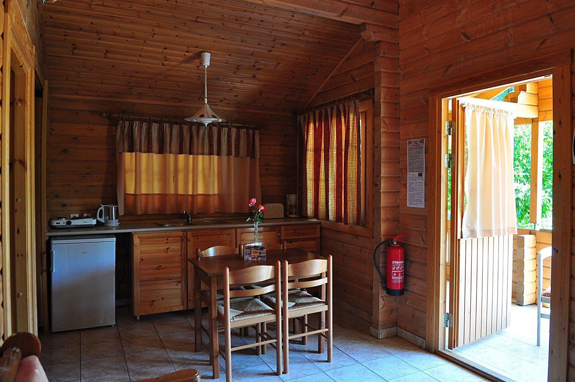 Sandy'S Studios Apartments & Log-Villas Kos-stad Buitenkant foto