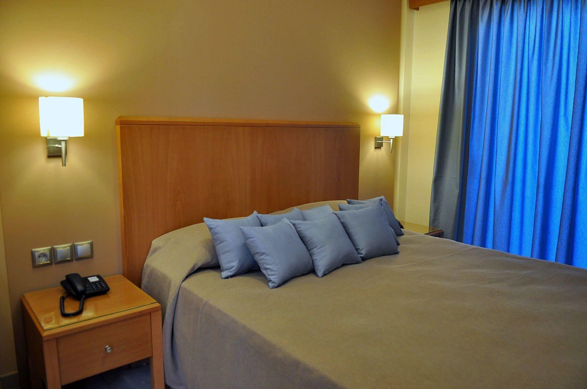 Sandy'S Studios Apartments & Log-Villas Kos-stad Buitenkant foto