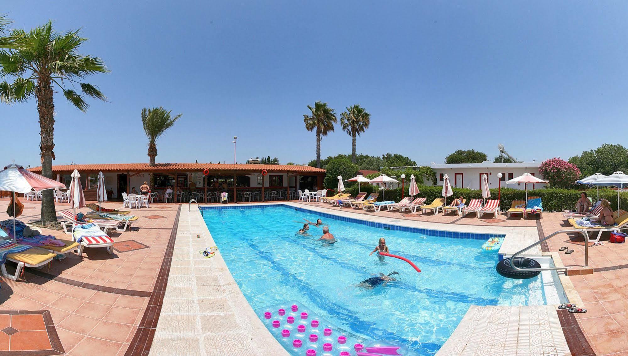 Sandy'S Studios Apartments & Log-Villas Kos-stad Buitenkant foto
